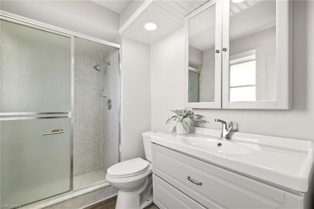 1400 Marlin Dr, Naples, FL 34102-24