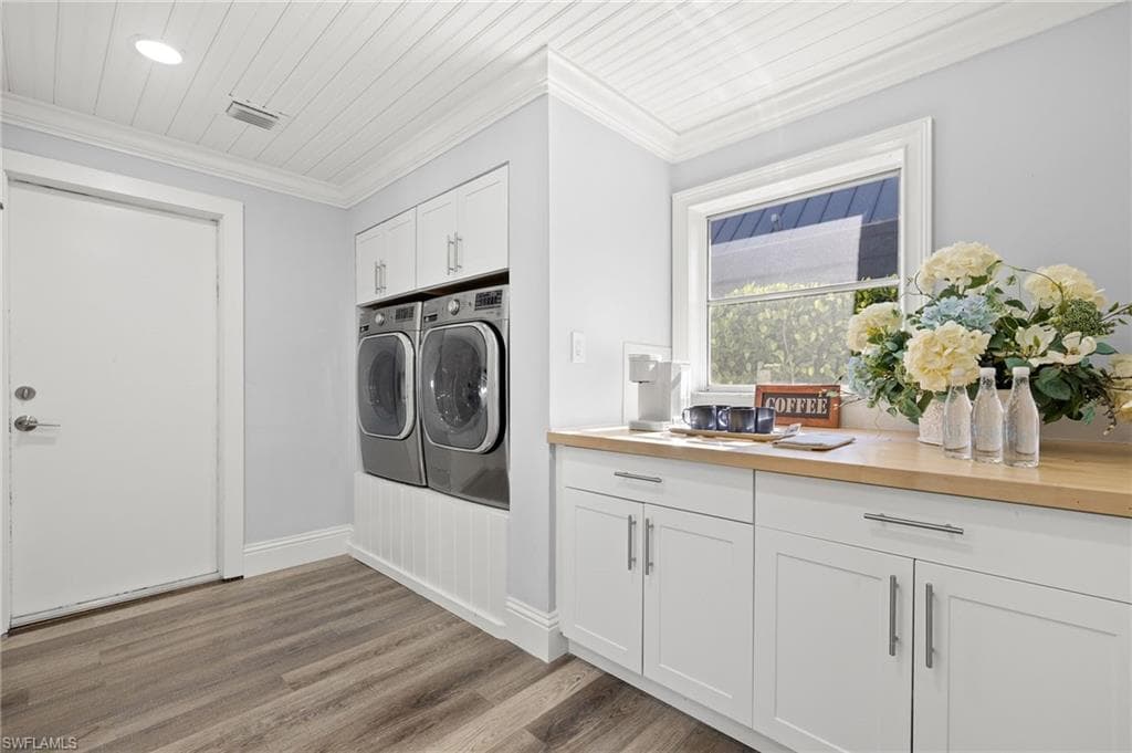 1400 Marlin Dr, Naples, FL 34102-26