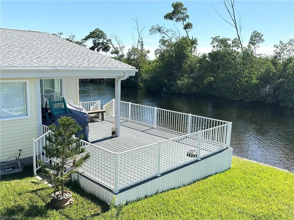 17940 Peppard Dr, Fort Myers Beach, FL 33931-10