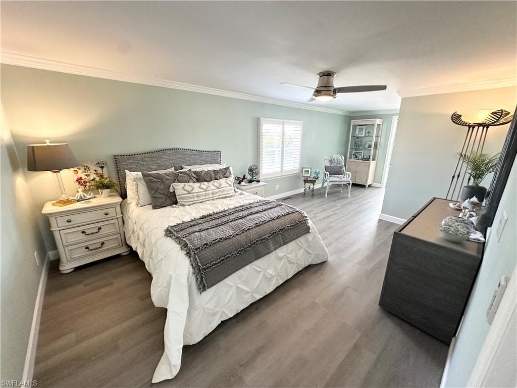 17940 Peppard Dr, Fort Myers Beach, FL 33931-23