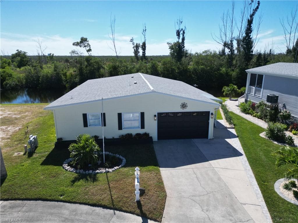 17940 Peppard Dr, Fort Myers Beach, FL 33931-1