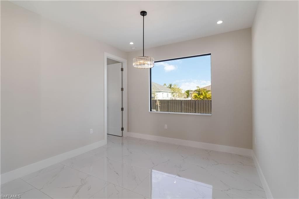 2015 21 St, Cape Coral, FL 33993-13