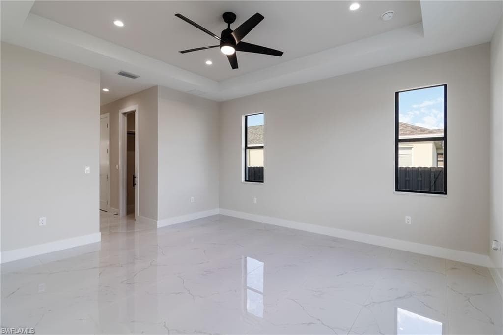 2015 21 St, Cape Coral, FL 33993-14