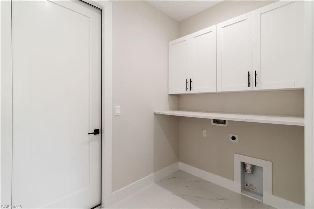 2015 21 St, Cape Coral, FL 33993-23