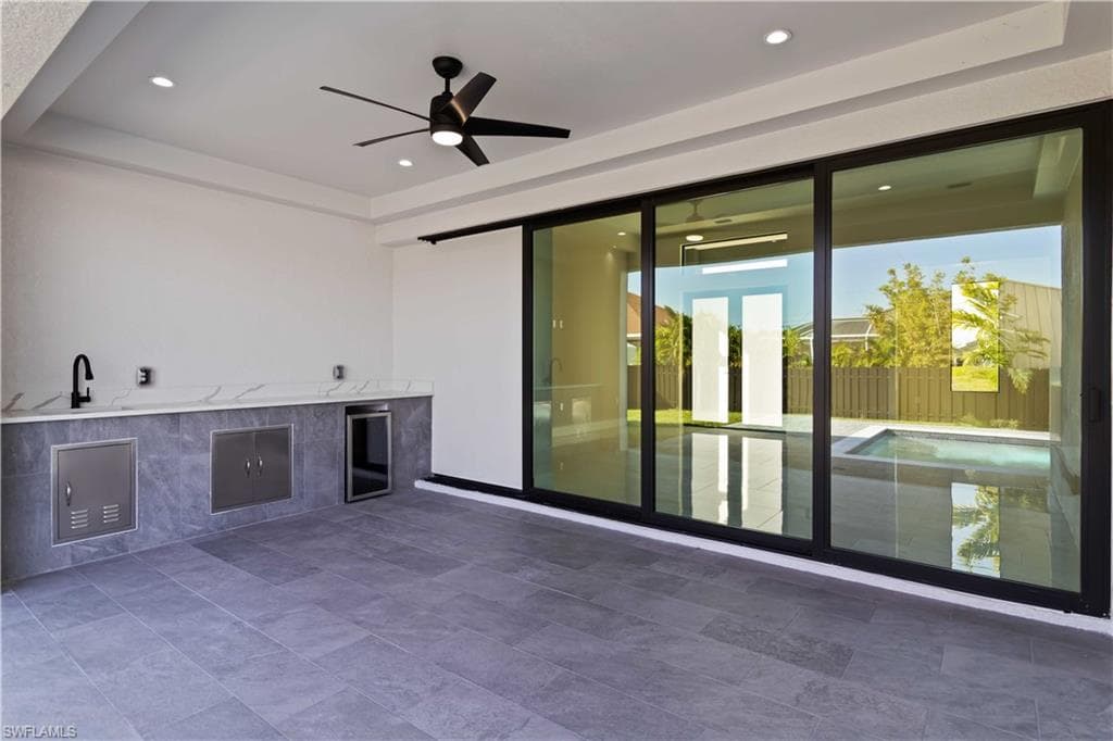 2015 21 St, Cape Coral, FL 33993-6