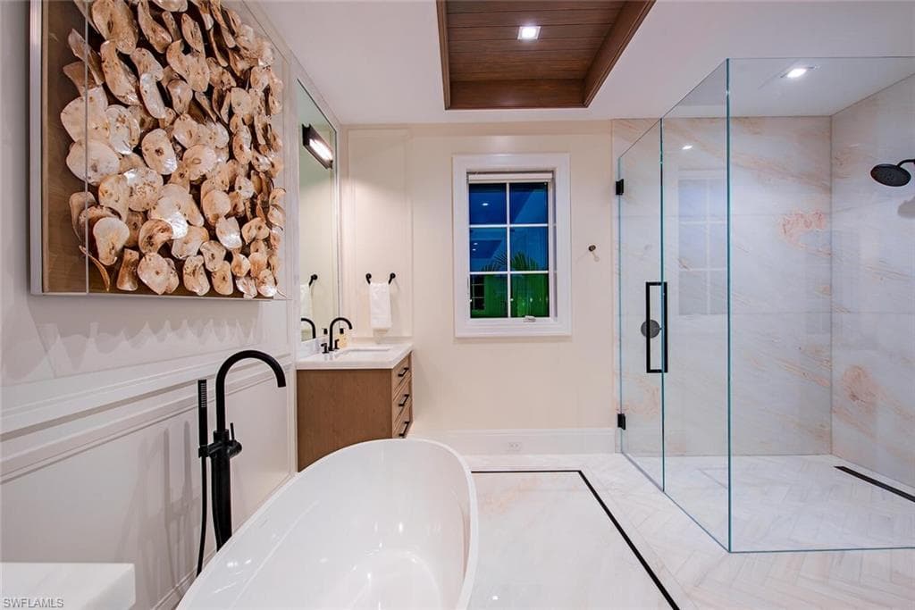 1731 Gordon Dr, Naples, FL 34102-32