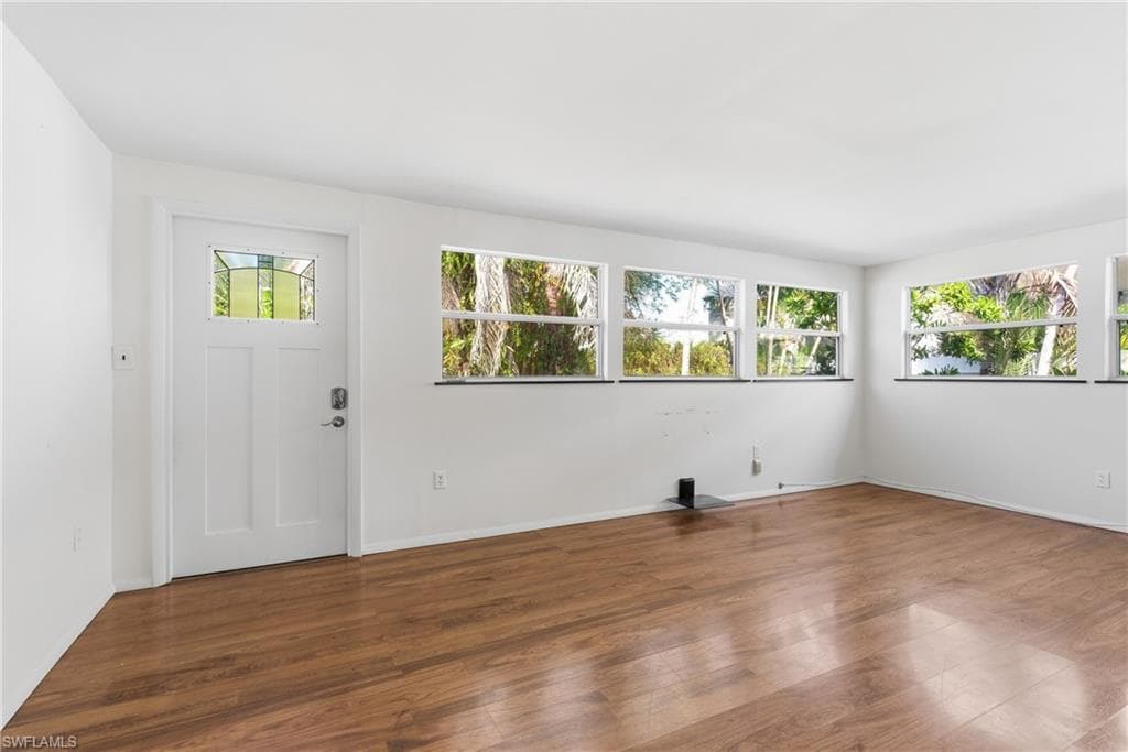 1235 Rordon Ave, Naples, FL 34103-14