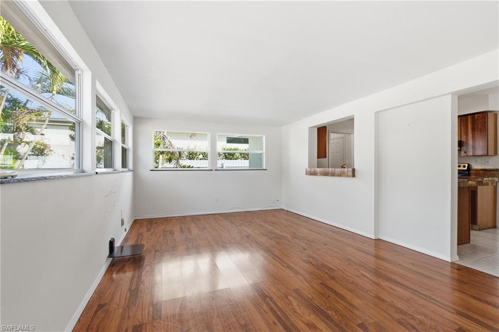 1235 Rordon Ave, Naples, FL 34103-15