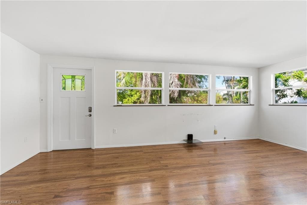 1235 Rordon Ave, Naples, FL 34103-18