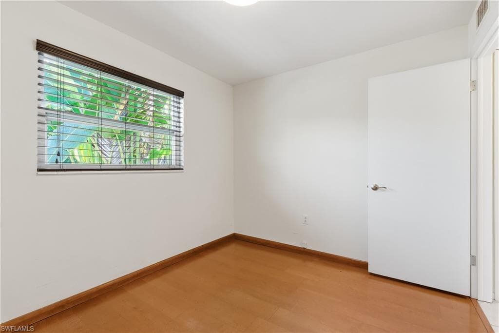 1235 Rordon Ave, Naples, FL 34103-20