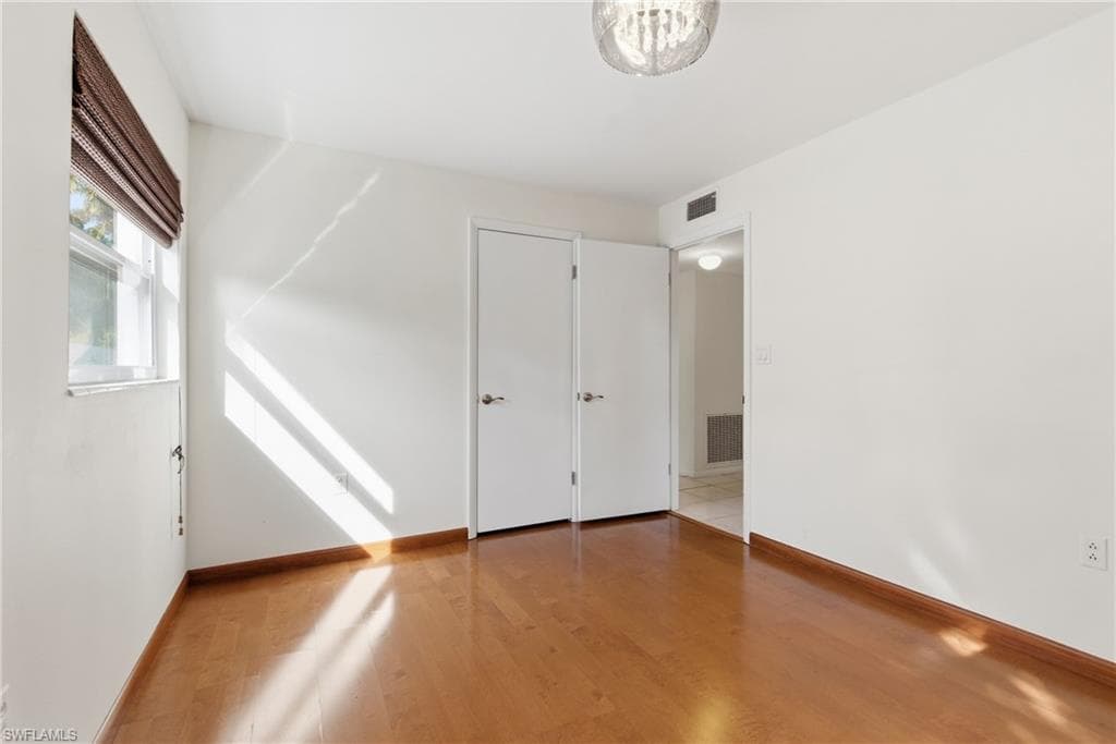 1235 Rordon Ave, Naples, FL 34103-25