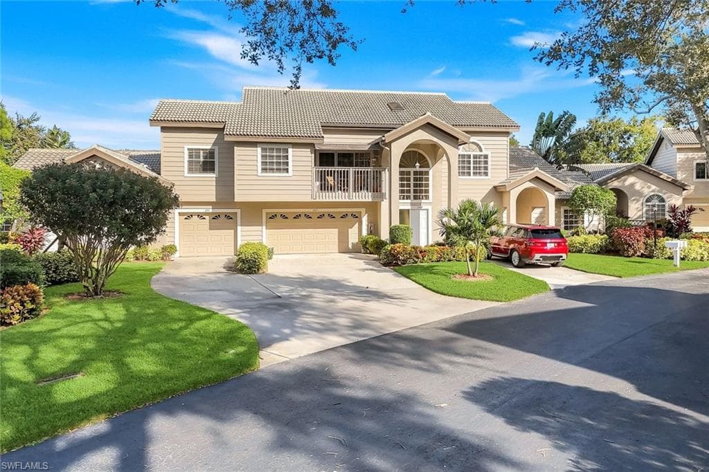 269 Perignon Pl 16-2, Naples, FL 34119-1