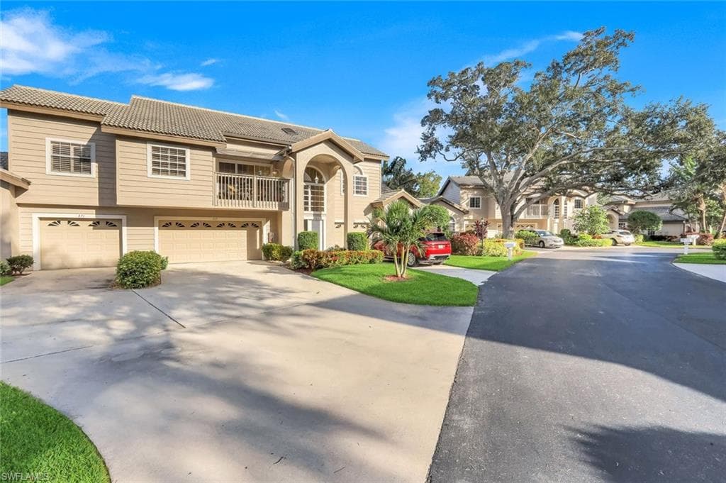 269 Perignon Pl 16-2, Naples, FL 34119-5