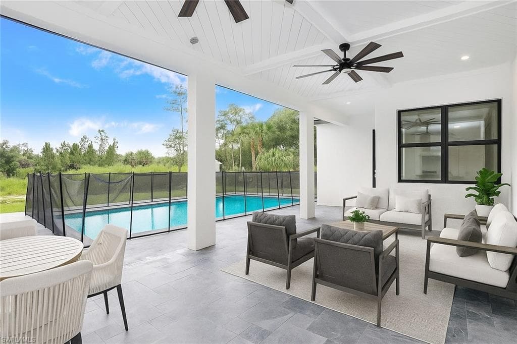 3660 4th Ave NE, Naples, FL 34120-8