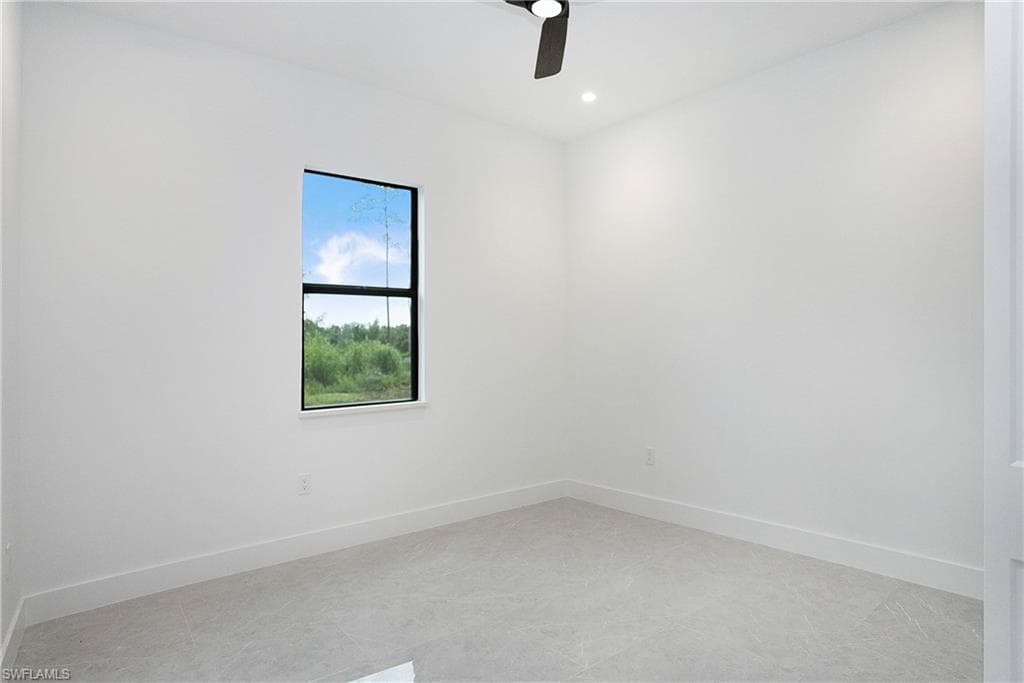 3660 4th Ave NE, Naples, FL 34120-18