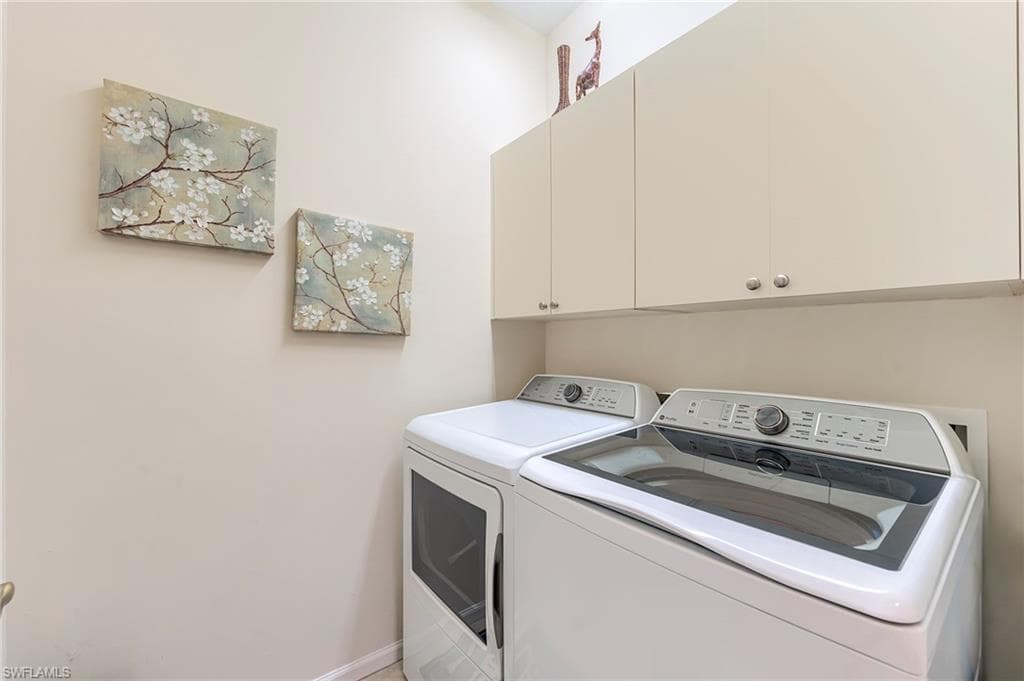 9111 Palmetto Ridge Dr 201, Estero, FL 34135-46