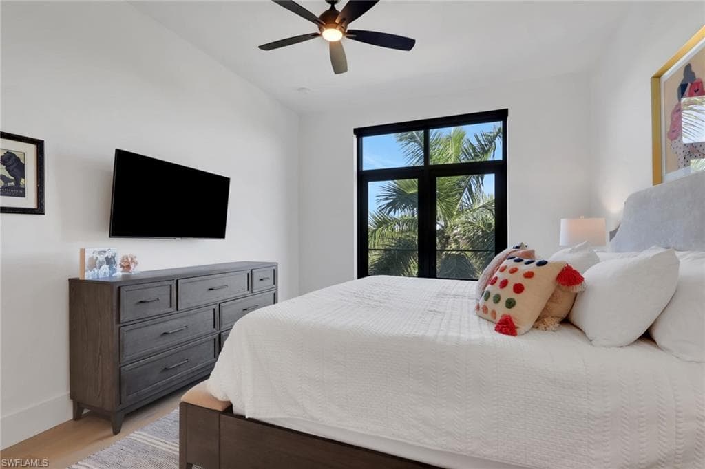 850 Central 303, Other, FL 34102-19