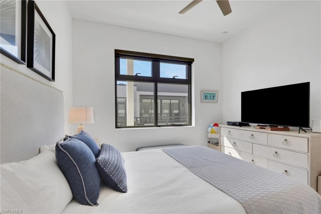 850 Central 303, Other, FL 34102-23