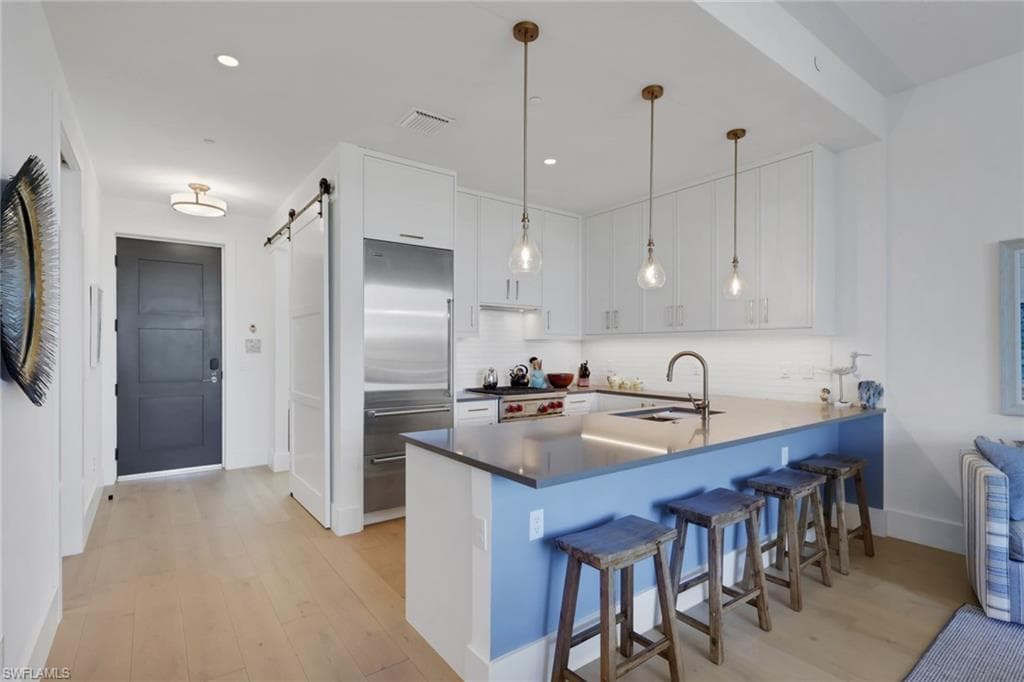 850 Central 303, Other, FL 34102-3