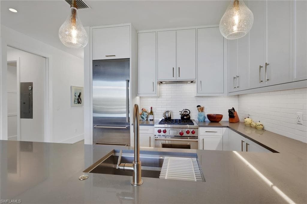 850 Central 303, Other, FL 34102-6