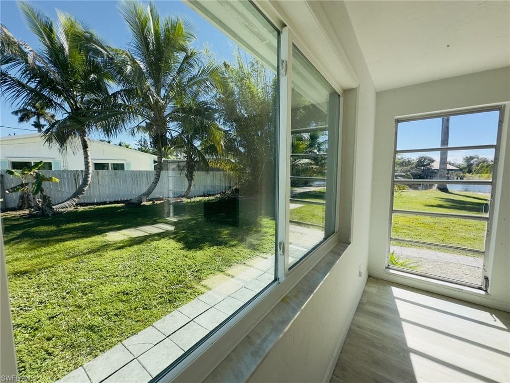 22 Constitution Dr, Naples, FL 34112-15