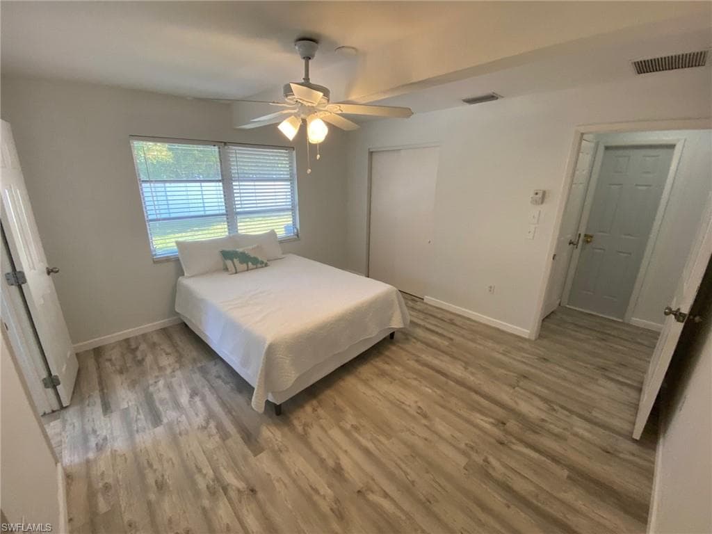 22 Constitution Dr, Naples, FL 34112-23