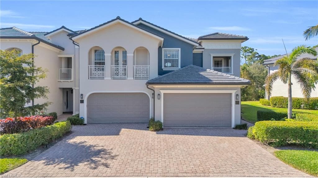 21572 Baccarat Ln 204, Estero, FL 33928-2