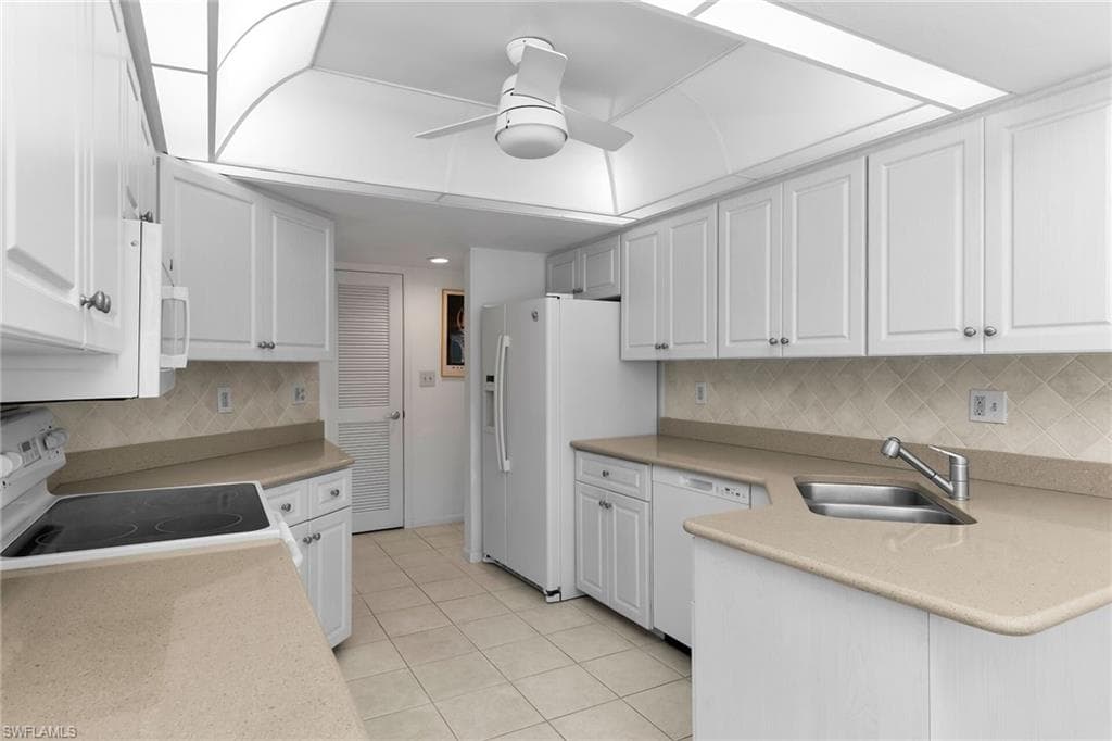 929 Collier Ct B201, Marco Island, FL 34145-14