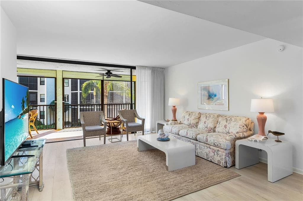 929 Collier Ct B201, Marco Island, FL 34145-5