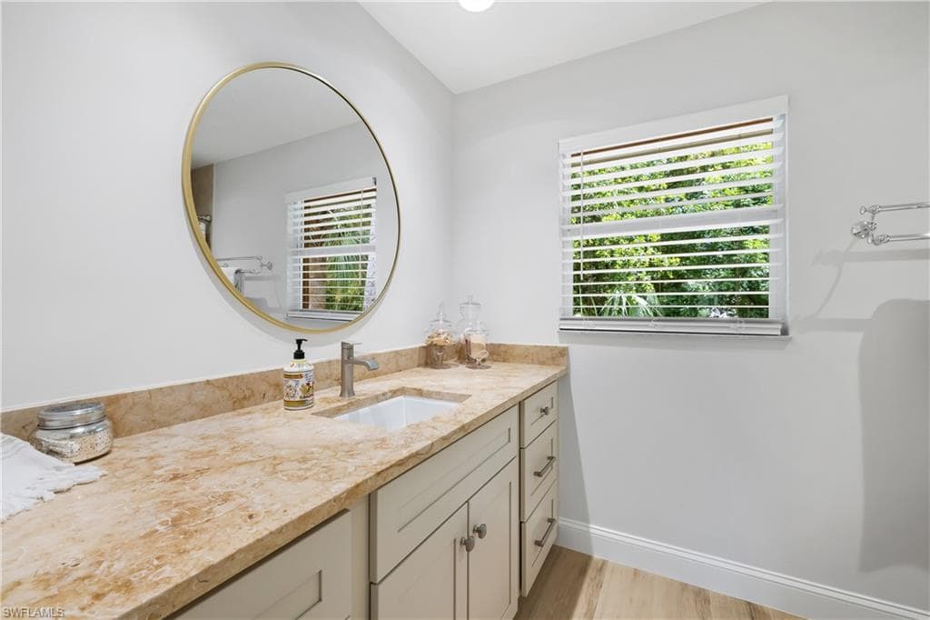 3200 Binnacle Dr C3, Naples, FL 34103-21