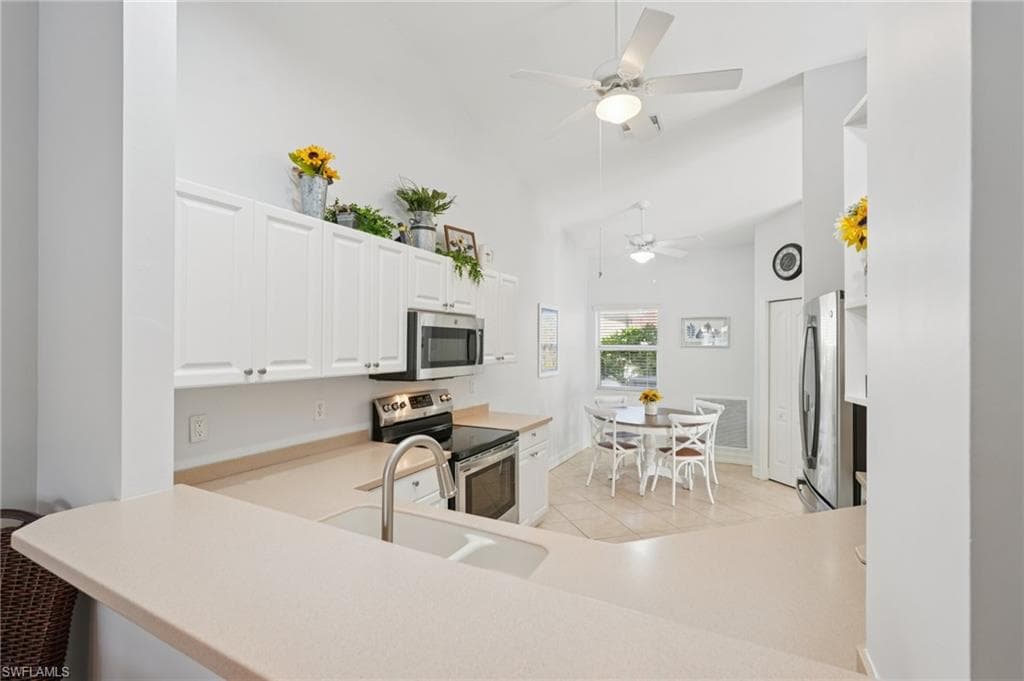 8103 Sanctuary Dr 46, Naples, FL 34104-18