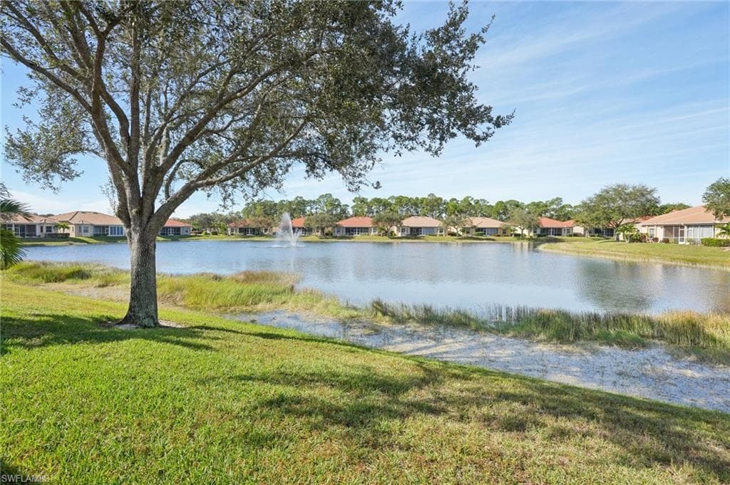 8103 Sanctuary Dr 46, Naples, FL 34104-33