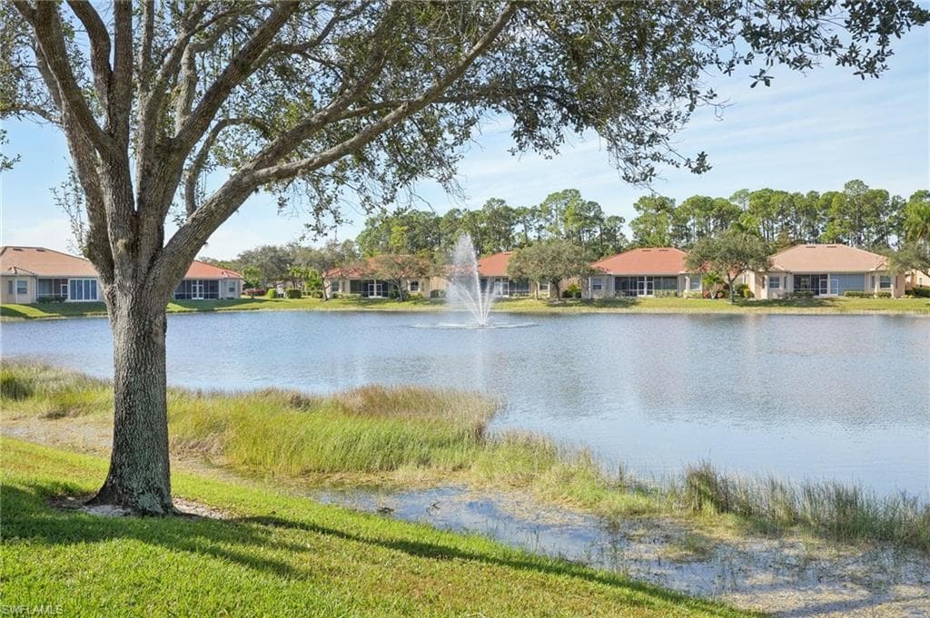 8103 Sanctuary Dr 46, Naples, FL 34104-36