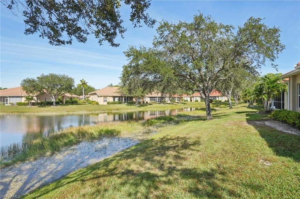 8103 Sanctuary Dr 46, Naples, FL 34104-37