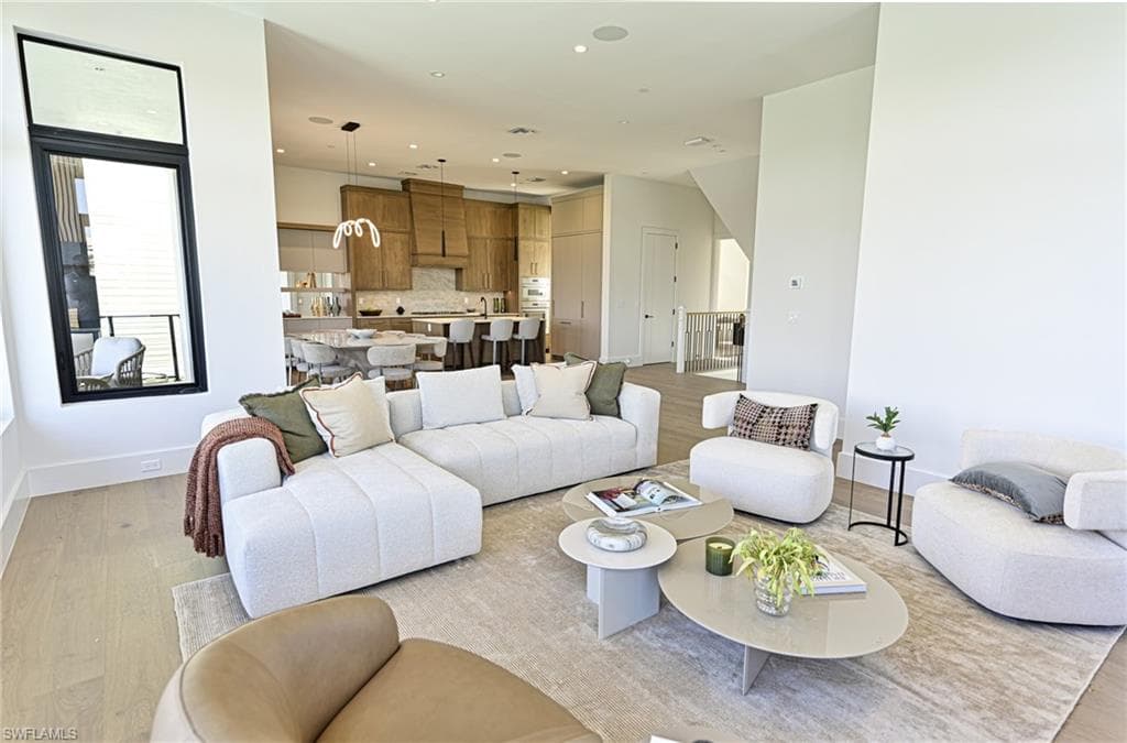 26415 Bay Rd, Bonita Springs, FL 34134-8