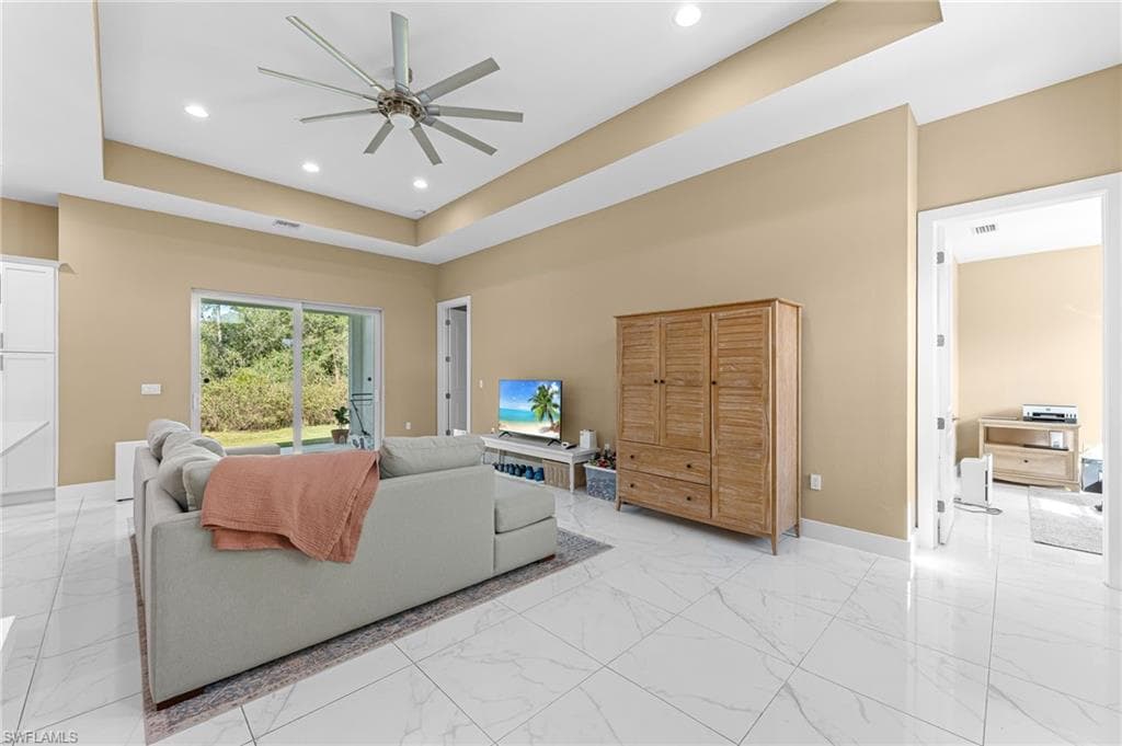 2793 72nd Ave NE, Naples, FL 34120-8