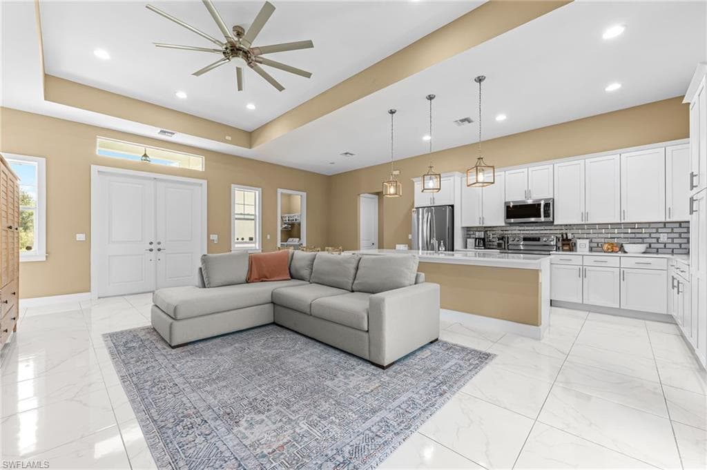 2793 72nd Ave NE, Naples, FL 34120-9