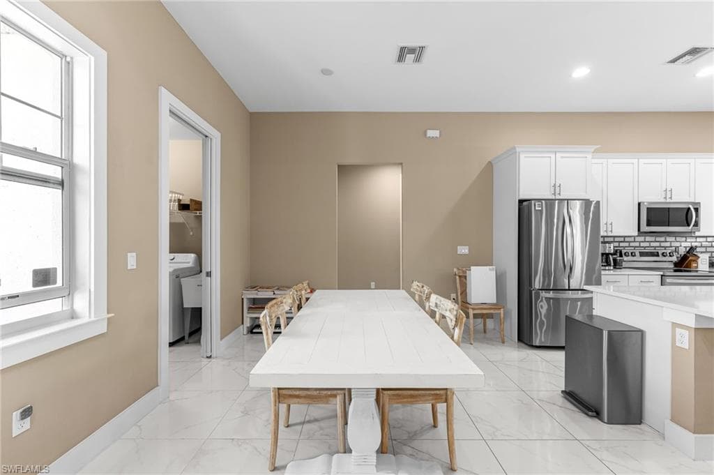 2793 72nd Ave NE, Naples, FL 34120-20