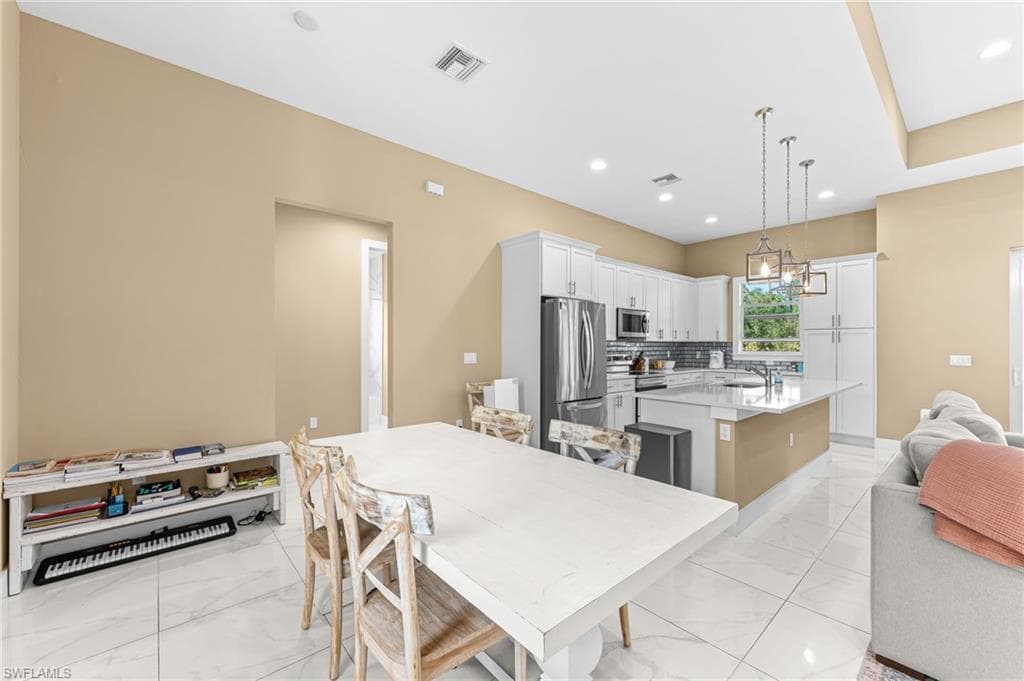 2793 72nd Ave NE, Naples, FL 34120-22