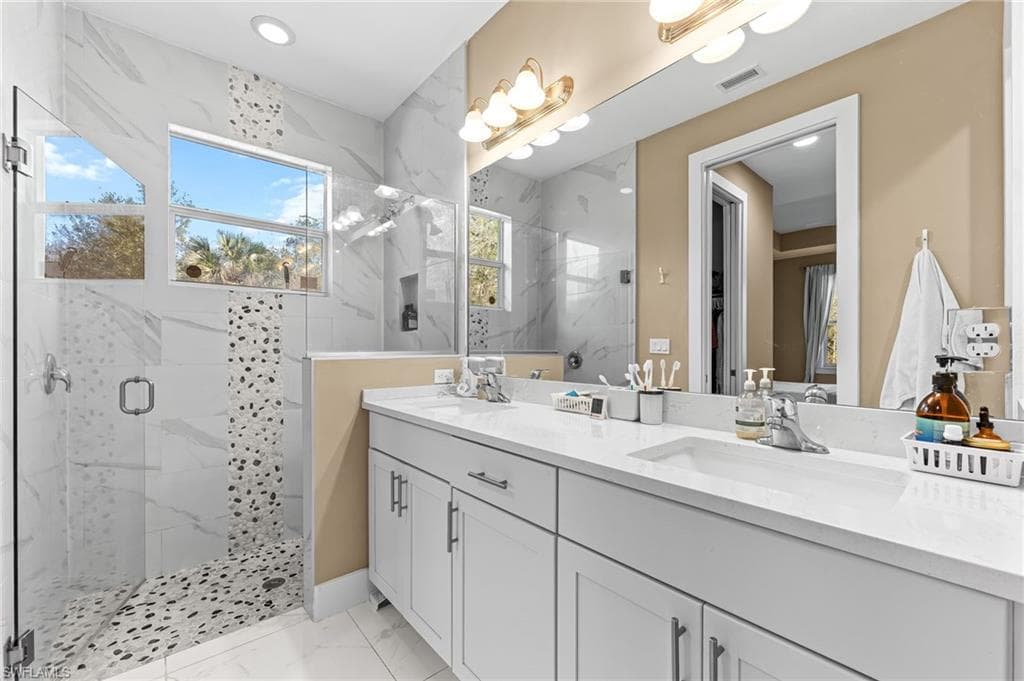 2793 72nd Ave NE, Naples, FL 34120-29