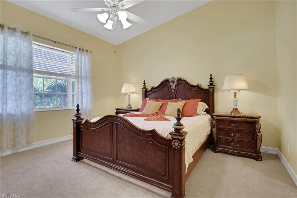 820 Bentwater Cir 202, Naples, FL 34108-20