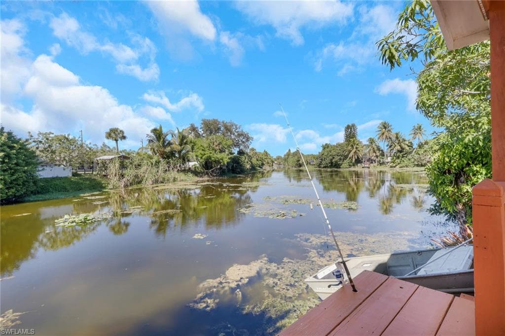 4983 18th Ct SW, Naples, FL 34116-9