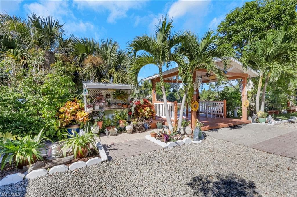 4983 18th Ct SW, Naples, FL 34116-11