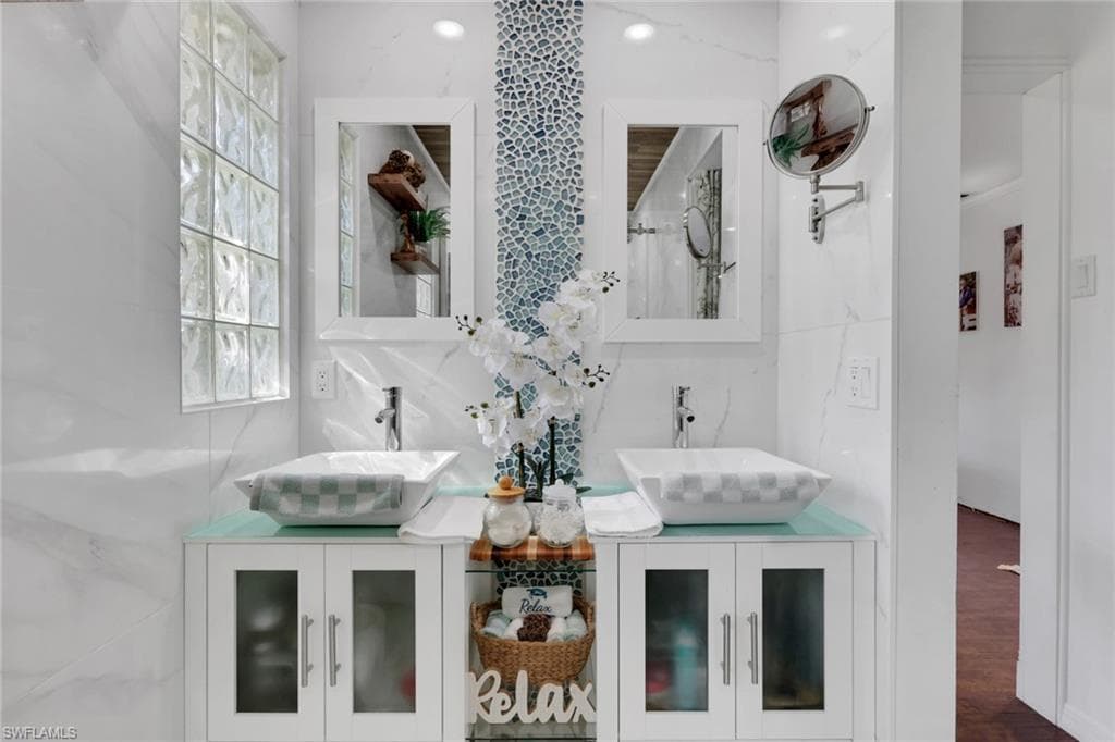 4983 18th Ct SW, Naples, FL 34116-17