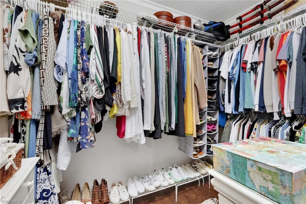 4983 18th Ct SW, Naples, FL 34116-18