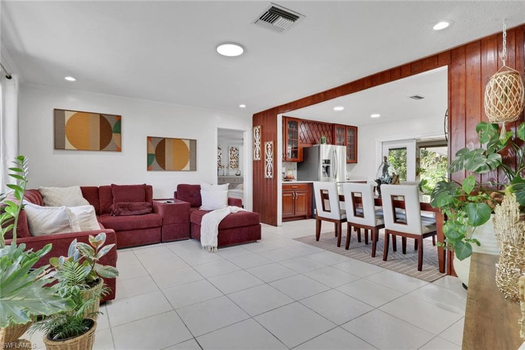 4983 18th Ct SW, Naples, FL 34116-33