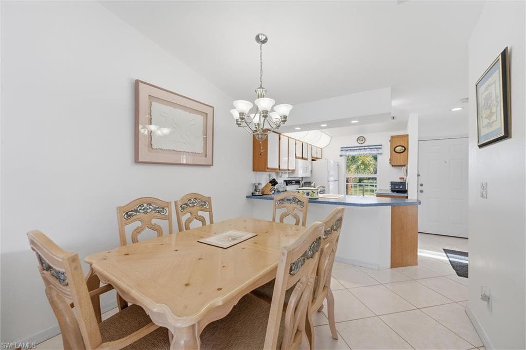 1165 Mainsail Dr 611, Naples, FL 34114-21