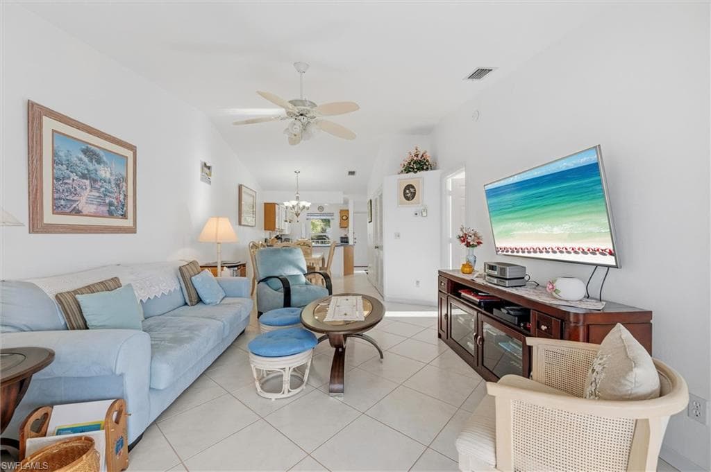 1165 Mainsail Dr 611, Naples, FL 34114-7