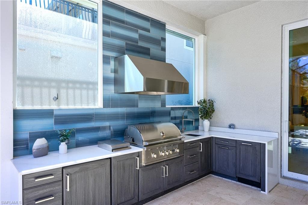 14672 Reserve Ln, Naples, FL 34109-19