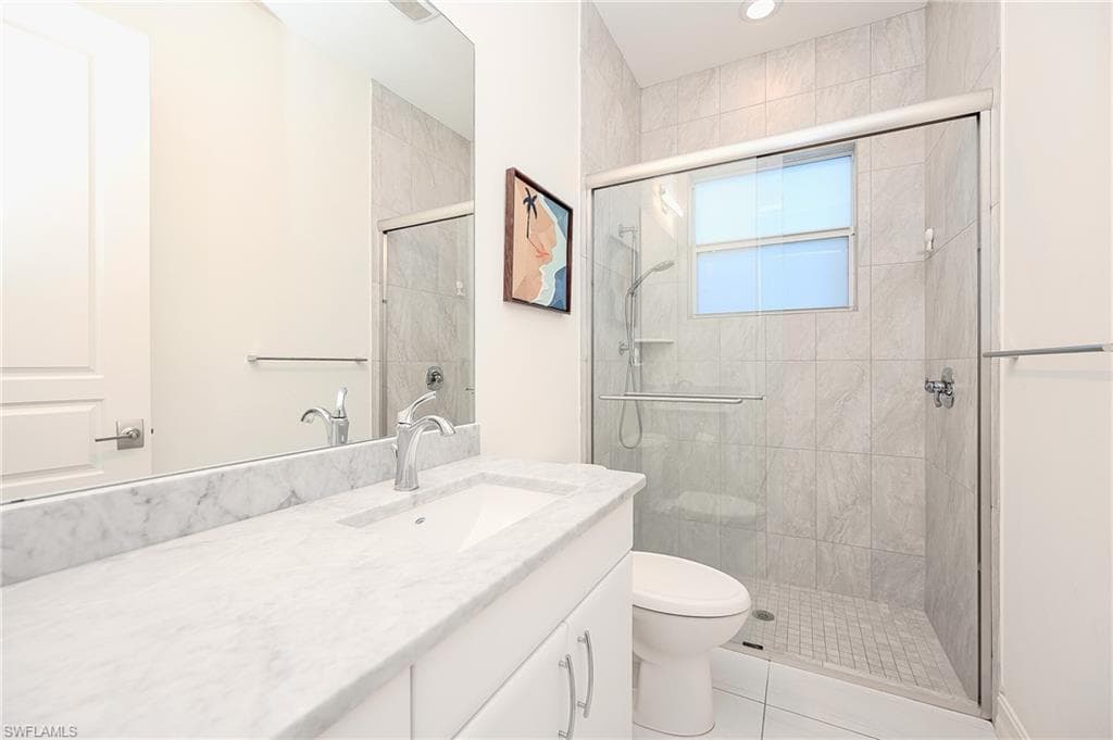 14672 Reserve Ln, Naples, FL 34109-29